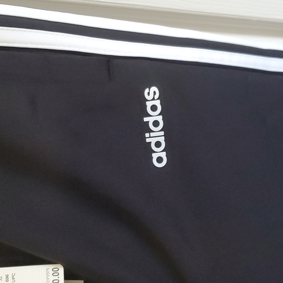Adidas track pants xs - Picture 6 of 6